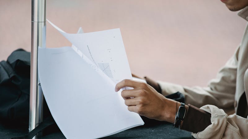 Mengapa Jurnal Internasional Ekonomi Penting bagi Akademisi dan Peneliti