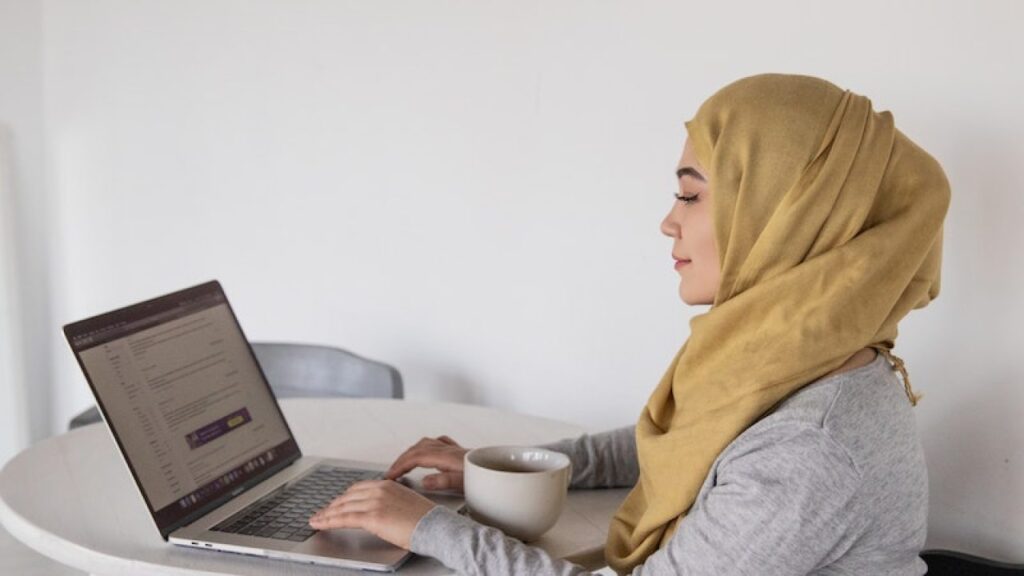 Tips Memilih Web Jurnal Internasional untuk Publikasi